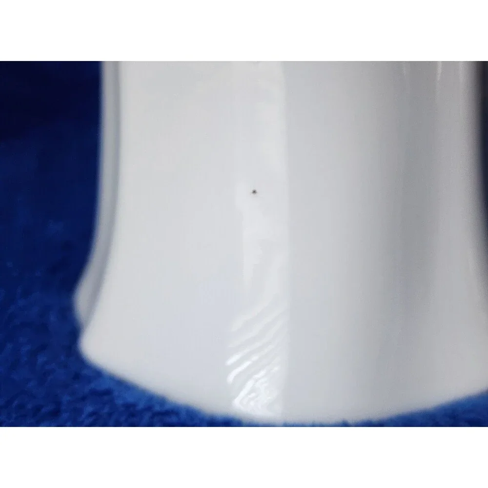 Beautiful Vintage 10.5 inches Seizan Vase with Blue and White Flowers